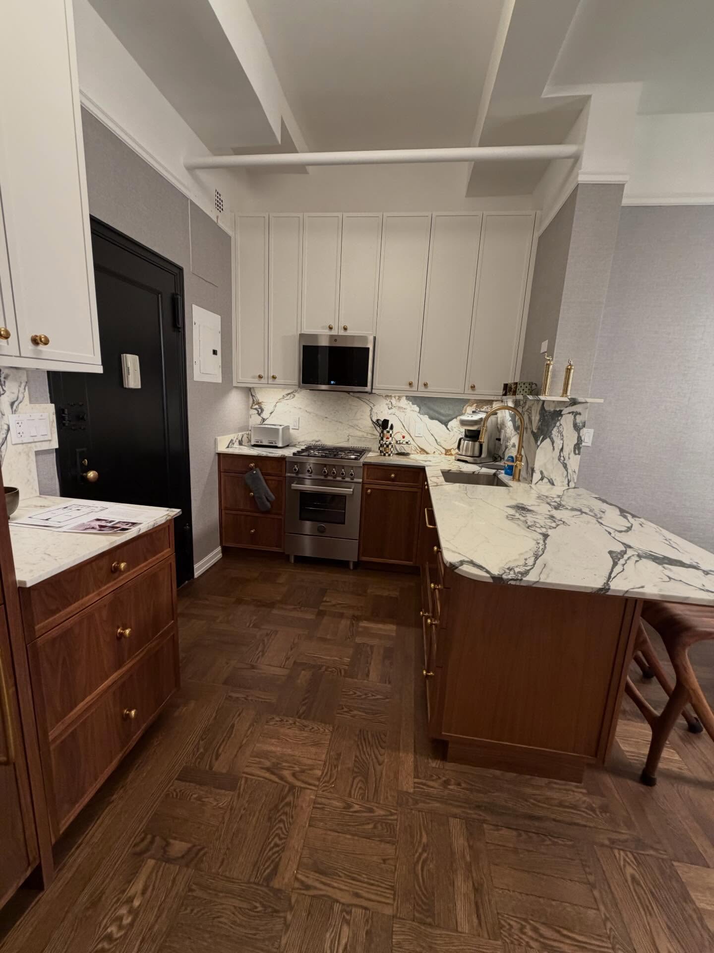 Kitchen Backsplash Tile in Forest Hills, Queens
