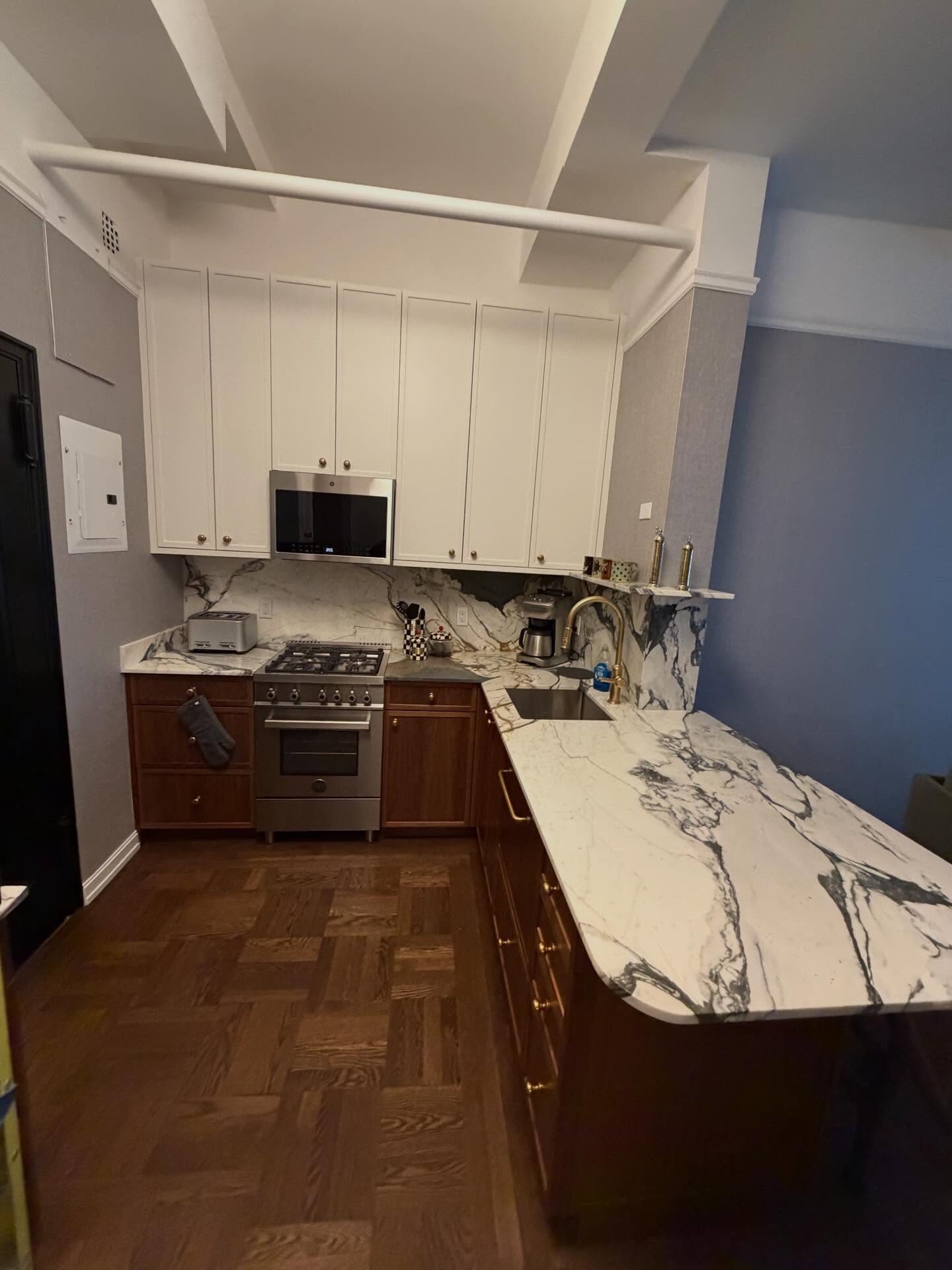 Kitchen Backsplash Tile in Forest Hills, Queens