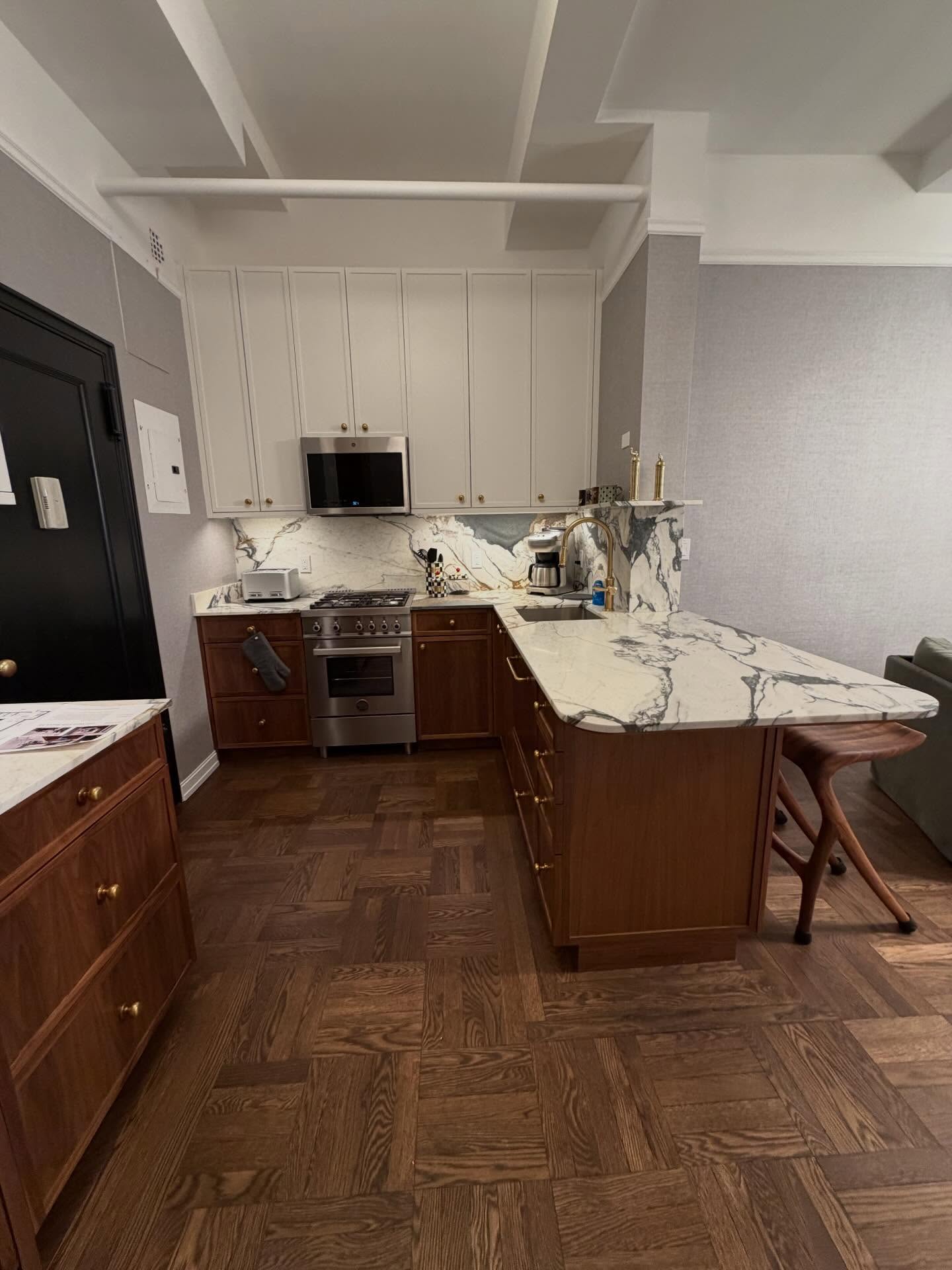 Kitchen Backsplash Tile in Forest Hills, Queens